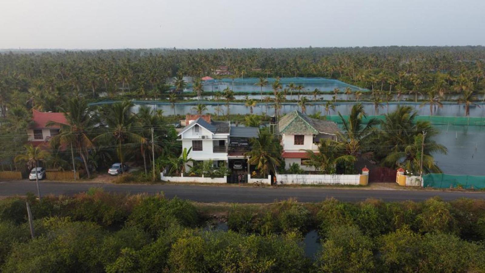 Karma Homestay Mundrothuruth Extérieur photo